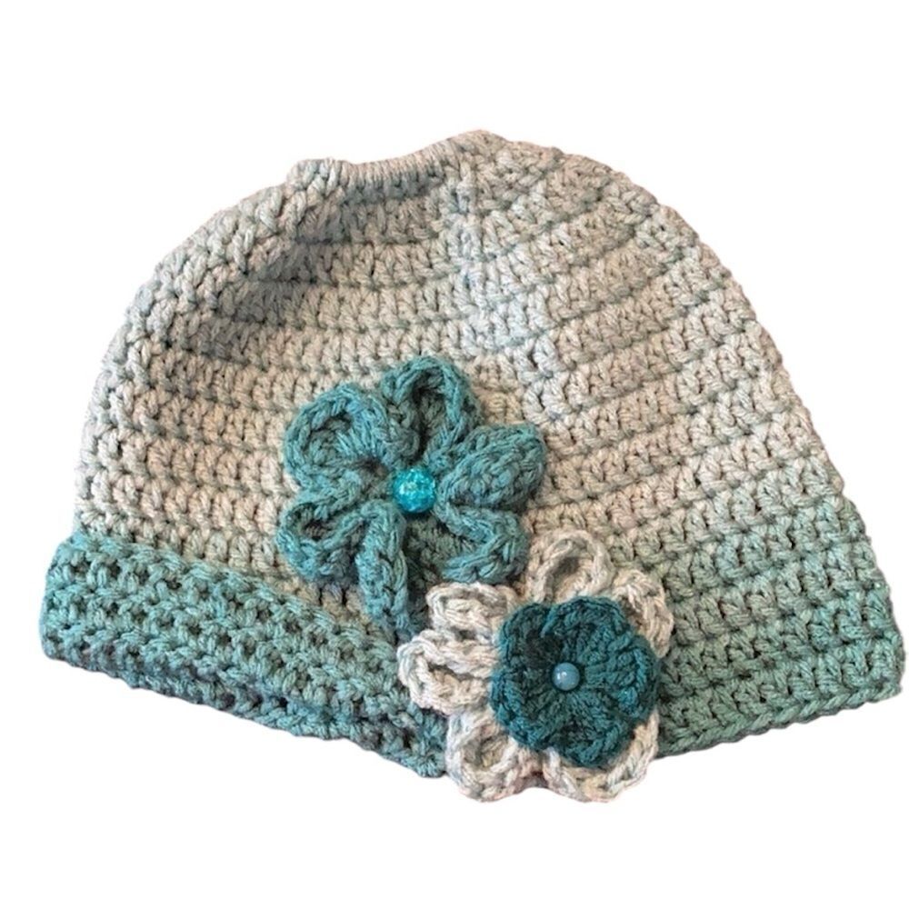 NWT Angela’s Designs hand crocheted ponytail hat flower and faux gem accents